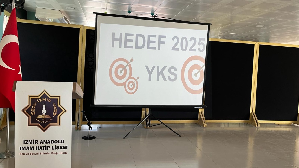 HEDEF 2025 YKS SEMİNERİ YAPILDI