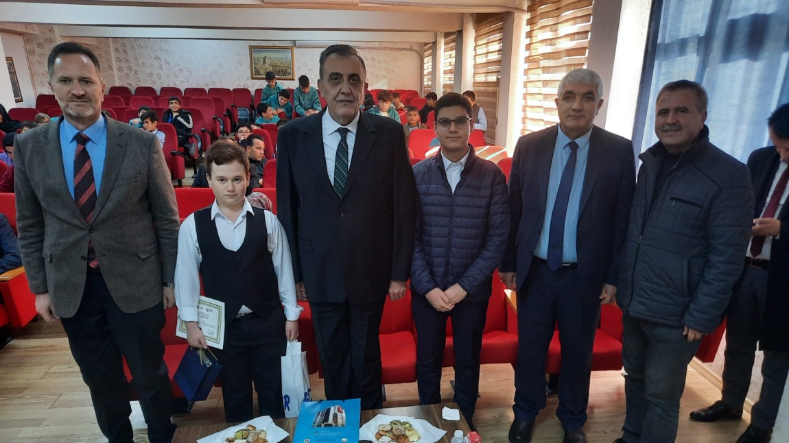 GENÇ MUHAFIZLAR YARIŞMASINDA ÇİFTE BİRİNCİLİK
